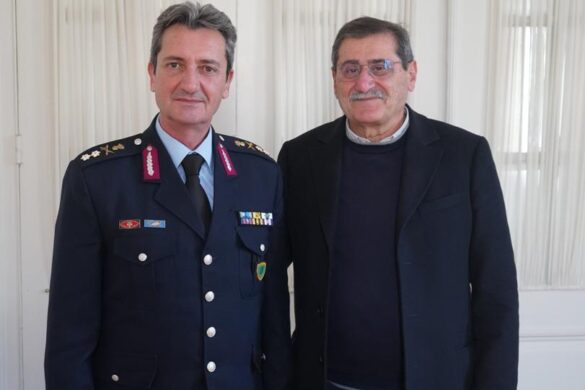 O Νέος Γενικός Περιφερειακός Αστυνομικός Διευθυντής συναντήθηκε με τον Δήμαρχο Πατρέων