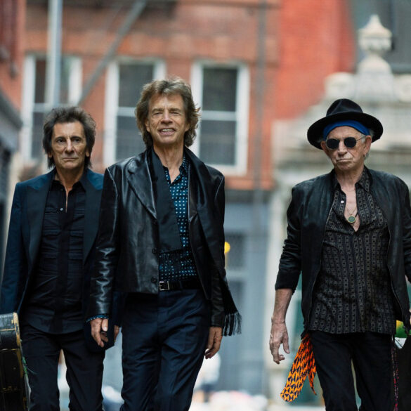 Οι Rolling Stones και η Lady Gaga μοιράζονται το νέο τραγούδι τους «Sweet Sounds of Heaven»