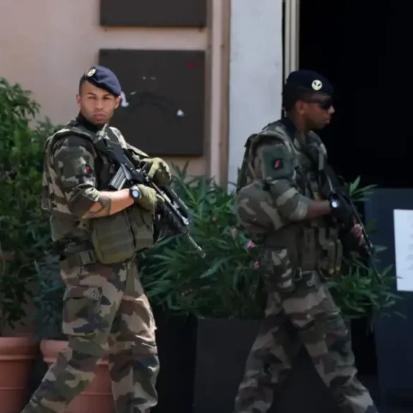 Γαλλία: Στρατός, επίλεκτες μονάδες και τεθωρακισμένα ενόψει νέων διαδηλώσεων