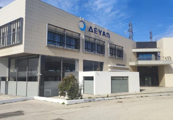ΔΕΥΑ Πατρών: Επείγουσα επισκευή βλάβης σε Σολωμού και Αρχ. Ιεροθέου