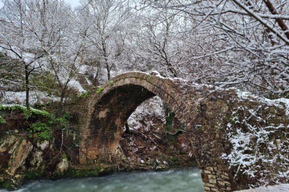 Την Τρίτη στο ιστορικό Τοξωτό Γεφύρι στα Τριπόταμα ο Αγιασμός των Υδάτων