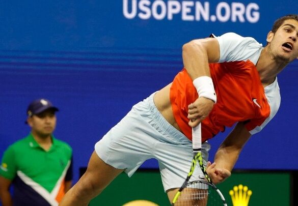 Στα ημιτελικά του US Open, Αλκαράθ και Σβιάτεκ