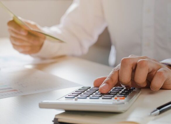 Εξωδικαστικός και για χρέη από 5.000 ευρώ