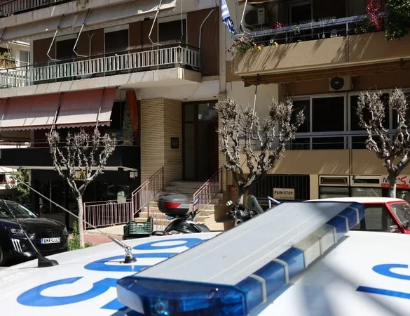 Ζωγράφου: Συνελήφθη ο γιος της οικογένειας για τις νεκρές μάνα και κόρη – Τι λέει για τις σορούς