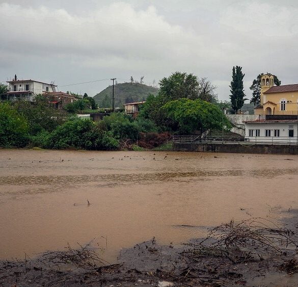Σύγκριση ύψους βροχής για τις κακοκαιρίες Daniel και Elias