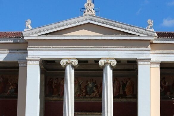 Επεισόδια στο Πανεπιστήμιο Δυτικής Αττικής – Έγιναν 8 προσαγωγές