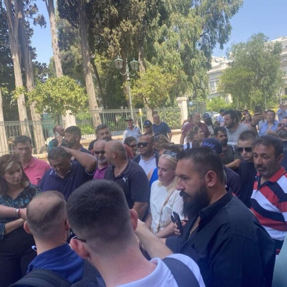 Κτηνοτρόφοι: «Η κτηνοτροφία σβήνει» – Κινητοποίηση στην Αθήνα