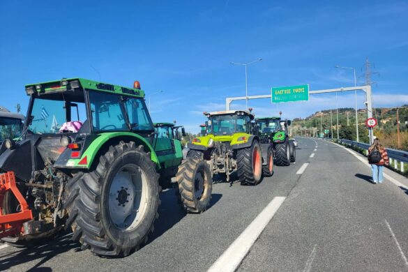 Πάτρα: Κλειστή και πάλι η Περιμετρική από το αγροτικό μπλόκο-21η ημέρα ο αποκλεισμός