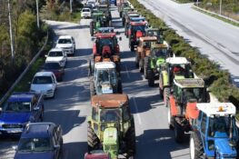 Αγροτικές κινητοποιήσεις: Κλειστή η Ε.Ο. Αθηνών-Θεσσαλονίκης στη Νίκαια – Αποκλεισμένος ο Ε65