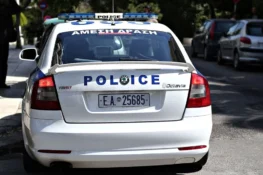 Αιγάλεω: Δίωξη σε βάρος του 75χρονου που φέρεται να τραυμάτισε με μαχαίρι την 29χρονη κόρη του