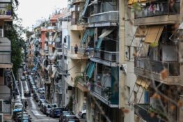 H αγορά ακινήτων και τι να προσέξουν νοικοκυριά και επενδυτές