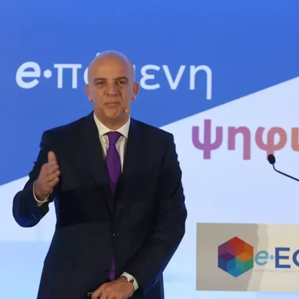 Στην Πάτρα αύριο ο διοικητής του ΕΦΚΑ Αλ. Βαρβέρης με στόχο τη μείωση της γραφειοκρατίας