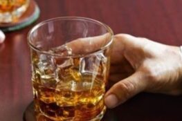Ελληνική καινοτομία από το Πανεπιστήμιο Πατρών ανοίγει νέους δρόμους στην αποαλκοόλωση ποτών