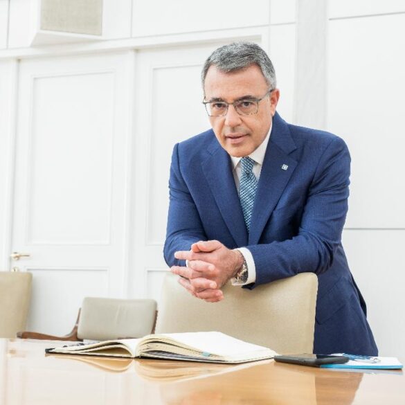 Alpha Bank : Πιστωτική επέκταση, μερίσματα και νέες εξαγορές στην ατζέντα