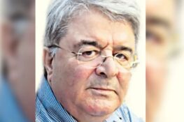 Έφυγε από τη ζωή ο δημοσιογράφος Γιάννης Αμανατίδης