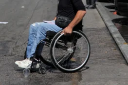 Διυπουργική συνέντευξη Τύπου τη Δευτέρα: 10+2 εθνικές δράσεις για την ενίσχυση των ατόμων με αναπηρία