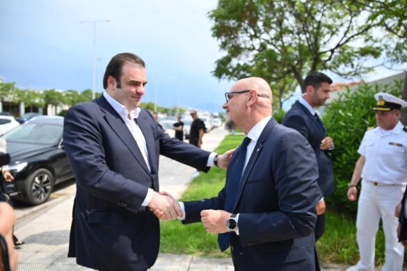 Συνάντηση Πιερρακάκη-Αναστασόπουλου για ανάπτυξη Λιμανιού