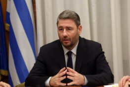 Ν. Ανδρουλάκης: «Καλώ τα κόμματα της δημοκρατικής αντιπολίτευσης να συνεννοηθούμε για την αναθεώρηση του άρθρου 86»