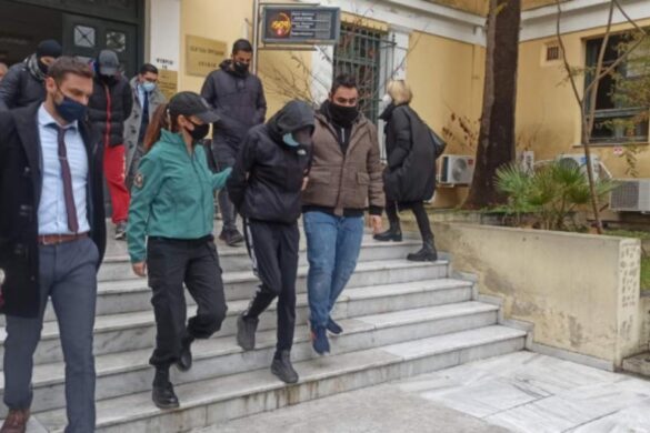 Ξυλοδαρμός σταθμάρχη μετρό: Ποινική δίωξη σε βαθμό κακουργήματος σε βάρος των δύο ανηλίκων