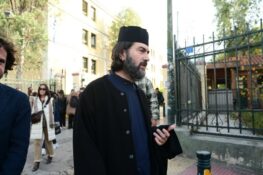 Πάτερ-Αντώνιος: Παραπομπή σε δίκη για τα οικονομικά της Κιβωτού προτείνει ο εισαγγελέας