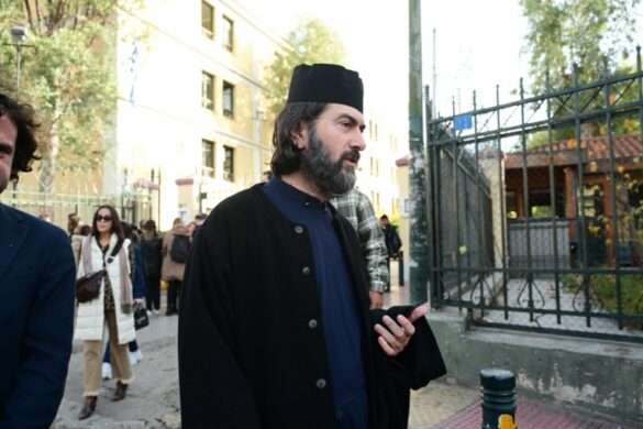 Πάτερ-Αντώνιος: Παραπομπή σε δίκη για τα οικονομικά της Κιβωτού προτείνει ο εισαγγελέας