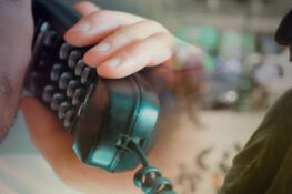 Πώς επιτήδειοι εξαπάτησαν 47χρονη και τους παρέδωσε σε σακούλα κοσμήματα αξίας 10.000 ευρώ