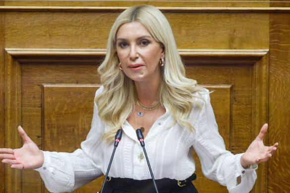 Τηλεφώνημα για βόμβα στο γραφείο της βουλευτή Φωτεινής Αραμπατζή