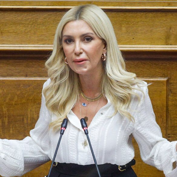 Τηλεφώνημα για βόμβα στο γραφείο της βουλευτή Φωτεινής Αραμπατζή