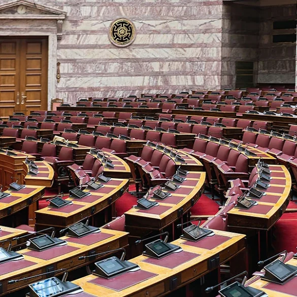 Η «λαχειοφόρος αγορά» της Βουλής – Από την κόρη Στρατάκη μέχρι τον σύντροφο Σεμερτζίδου