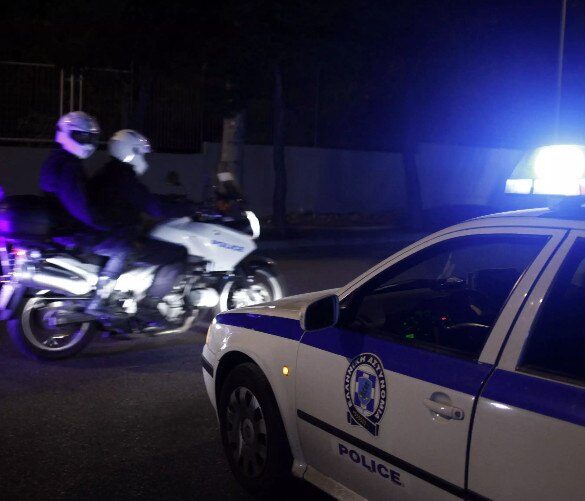 Ανω Πατήσια: Κουκουλοφόροι προκάλεσαν ζημιές σε καταστήματα επί της Πατησίων – 4 προσαγωγές