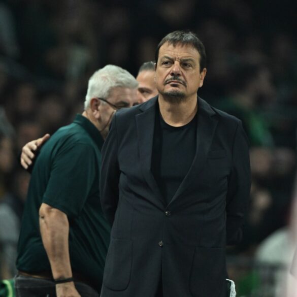 Πένθος για τον Εργκίν Αταμάν: «Έφυγε» από τη ζωή η μητέρα του