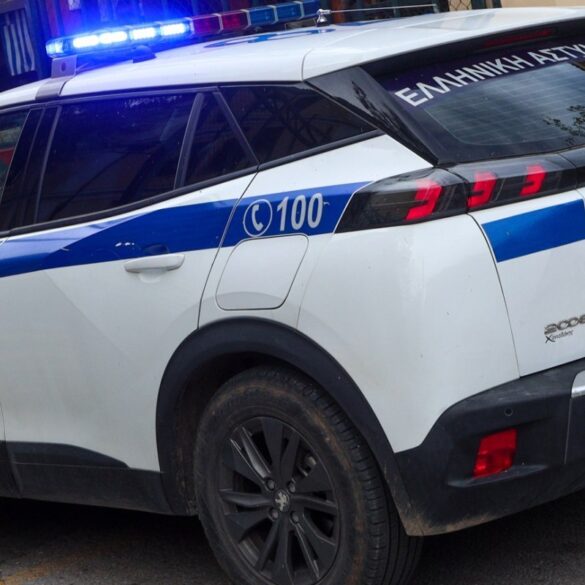 Συνελήφθη 28χρονος για επίθεση σε ζευγάρι που έκανε ανάληψη από ΑΤΜ στη Σταδίου