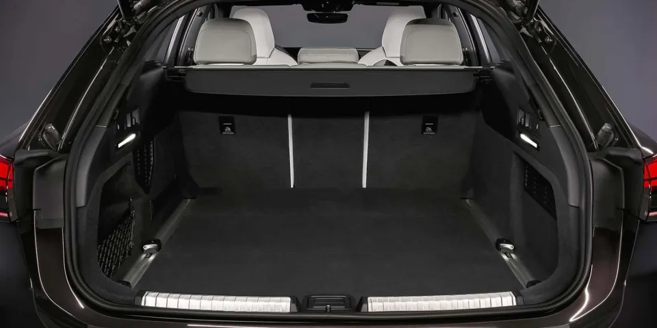 Το νέο Audi A6 Avant - Δυναμική σχεδίαση, κορυφαία αεροδυναμική και ισχυροί βενζινοκινητήρες 4 audi a6 avant 2025 1