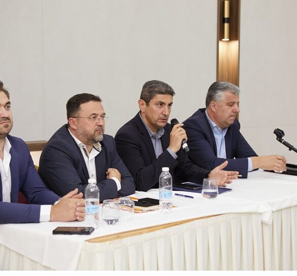 Αυγενάκης: Μεγάλο στοίχημα η ώθηση του αγροτικού κόσμου προς το επιχειρείν