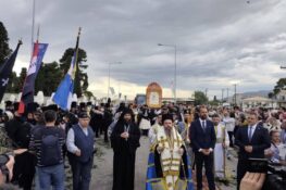 Και Πατρινοί στην υποδοχή της Ιεράς Εικόνας της Παναγίας “Άξιον εστί” – ΦΩΤΟ
