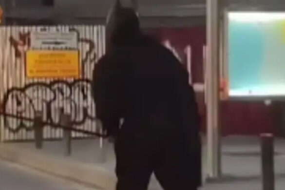 Θεσσαλονίκη: Απέκτησε Batman; Μυστηριώδης άντρας «οργώνει» τους δρόμους με… rollers (BINTEO)