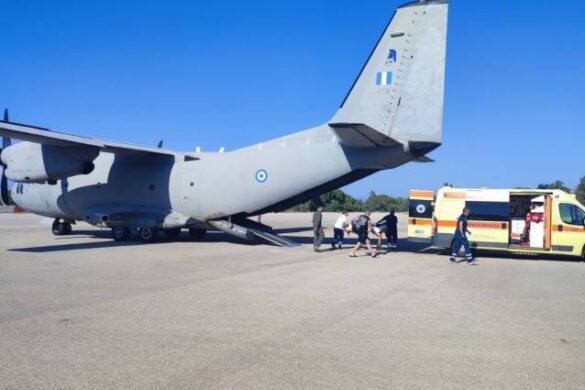Έκτακτες αεροδιακομιδές στο αεροδρόμιο του Αράξου για να σωθούν ασθενείς