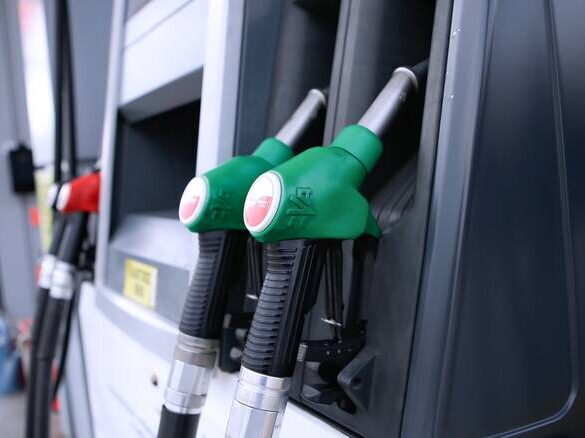 Αντίστροφη μέτρηση για το fuel pass – Η διαδικασία και τα ποσά