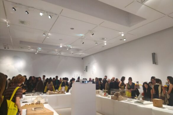 Πλήθος κόσμου στα εγκαίνια της Biennale Νέων Ελλήνων Αρχιτεκτόνων