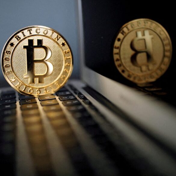 To bitcoin σε χαμηλό τριμήνου κάτω από τα 90.000 δολάρια