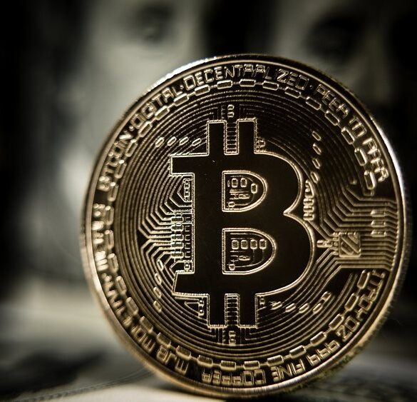 “Βουτιά” για το Bitcoin μετά το ράλι