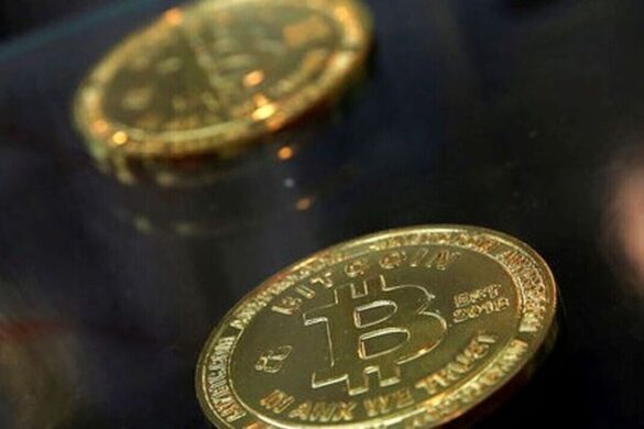 Τι είναι το «halving» που εκτοξεύει το Bitcoin