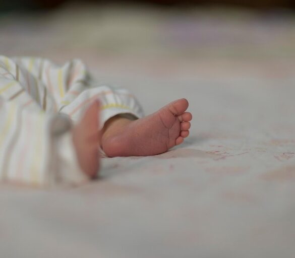 Εγκατάλειψη βρέφους στην Ακρόπολη: Συνελήφθη γυναίκα – Πολλά τα αναπάντητα ερωτήματα