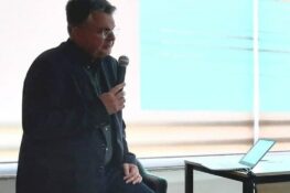 Πάτρα: Ενδιαφέρουσα και κατατοπιστική η ομιλία του Αναπληρωτή Καθηγητή Μαιευτικής Γυναικολογίας Γεωργίου Μιχαήλ