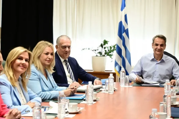 Στο υπoυργείο Ανάπτυξης αυτή την ώρα ο Κυριάκος Μητσοτάκης