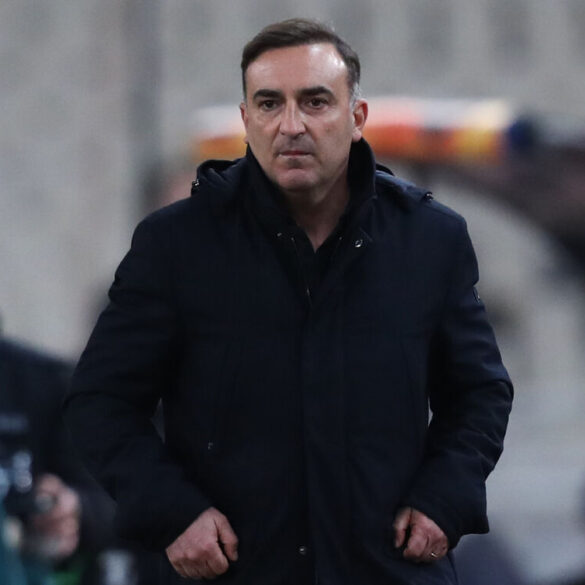 Υπογράφει σήμερα ο Καρβαλιάλ