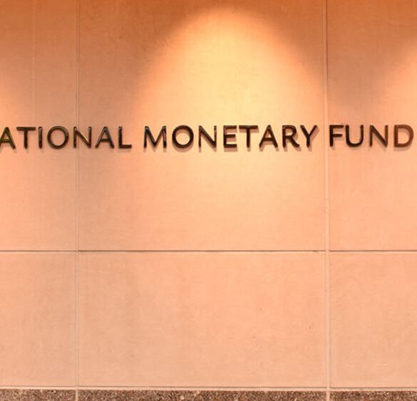 ΔΝΤ: Η Fed και η ΕΚΤ καλά κάνουν και αυξάνουν τα επιτόκια