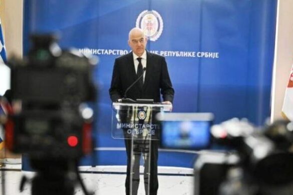 Ν. Δένδιας από τη Λευκωσία: Η Ελλάδα θα συμβάλει με κάθε δυνατό τρόπο στην άμυνα της Κυπριακής Δημοκρατίας