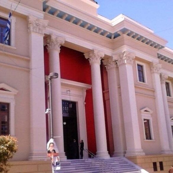 Συναγερμός στο Δικαστικό Μέγαρο της Πάτρας από απειλητικό τηλεφώνημα