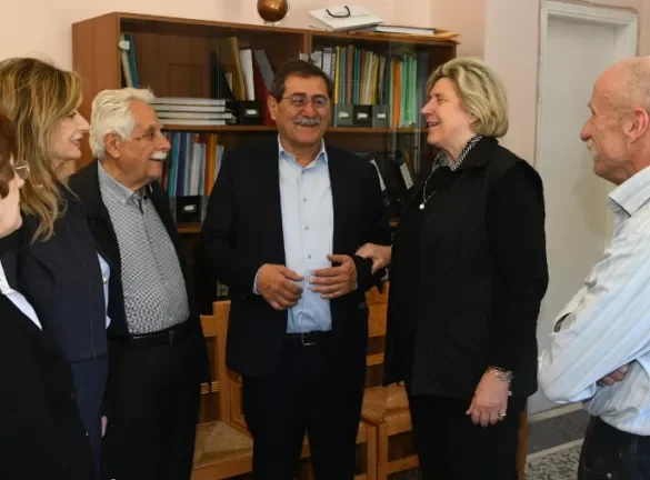 Ο Κώστας Πελετίδης επισκέφθηκε Ιδρύματα της Πάτρας